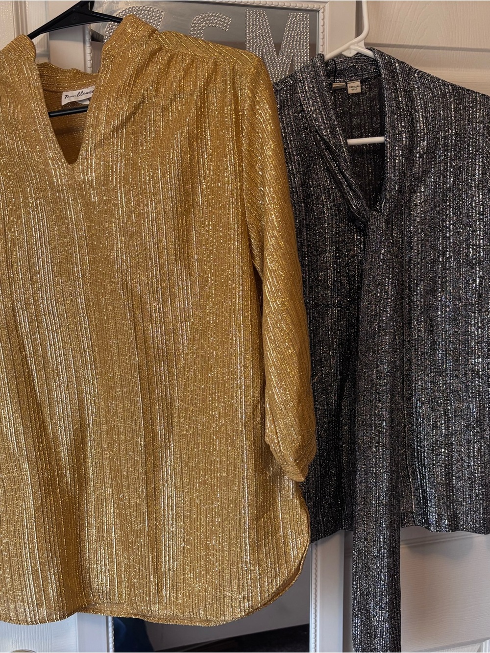 VTG Metallic Gold/Black Women's Blouse - Shimmery V-Neck Top as a Pair Sz 12